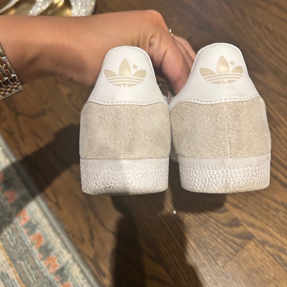 Adidas Gazelle Beige / White Sneakers W 7.5 - Picture 9 of 13